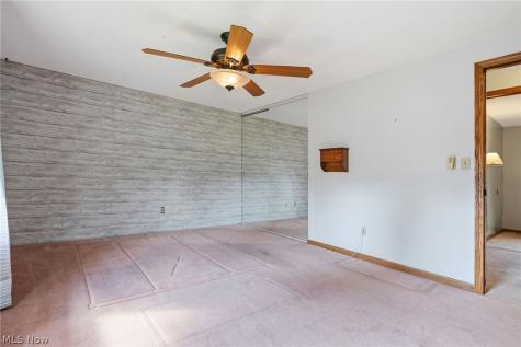 5489 Young Road Stow OH 44224