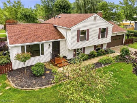 5489 Young Road Stow OH 44224