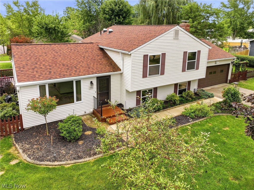 5489 Young Road Stow OH 44224