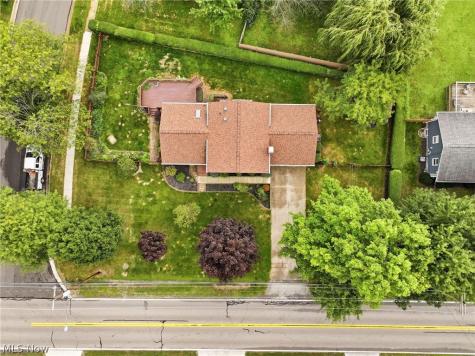 5489 Young Road Stow OH 44224