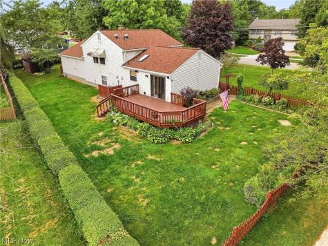 5489 Young Road Stow OH 44224