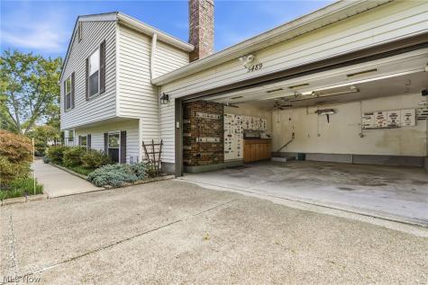 5489 Young Road Stow OH 44224