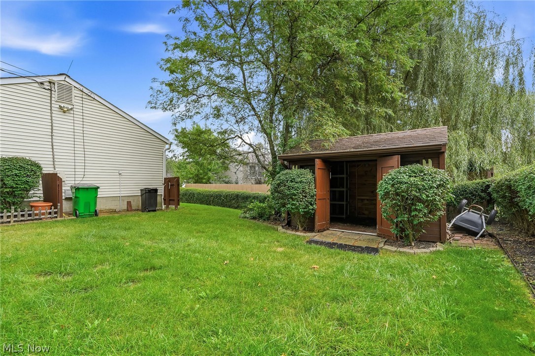 5489 Young Road Stow OH 44224