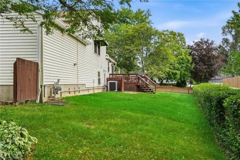 5489 Young Road Stow OH 44224
