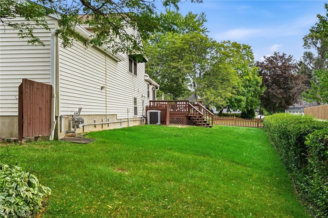 5489 Young Road Stow OH 44224
