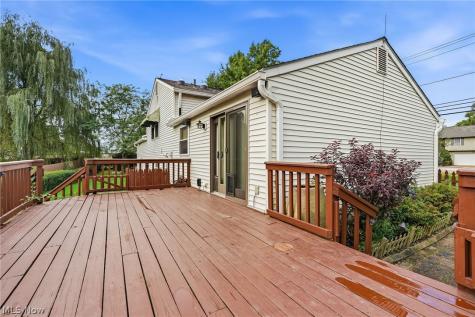 5489 Young Road Stow OH 44224