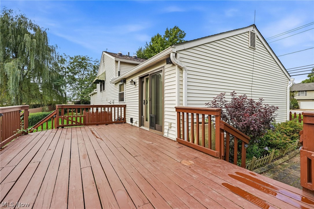 5489 Young Road Stow OH 44224