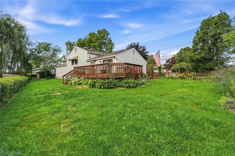 5489 Young Road Stow OH 44224