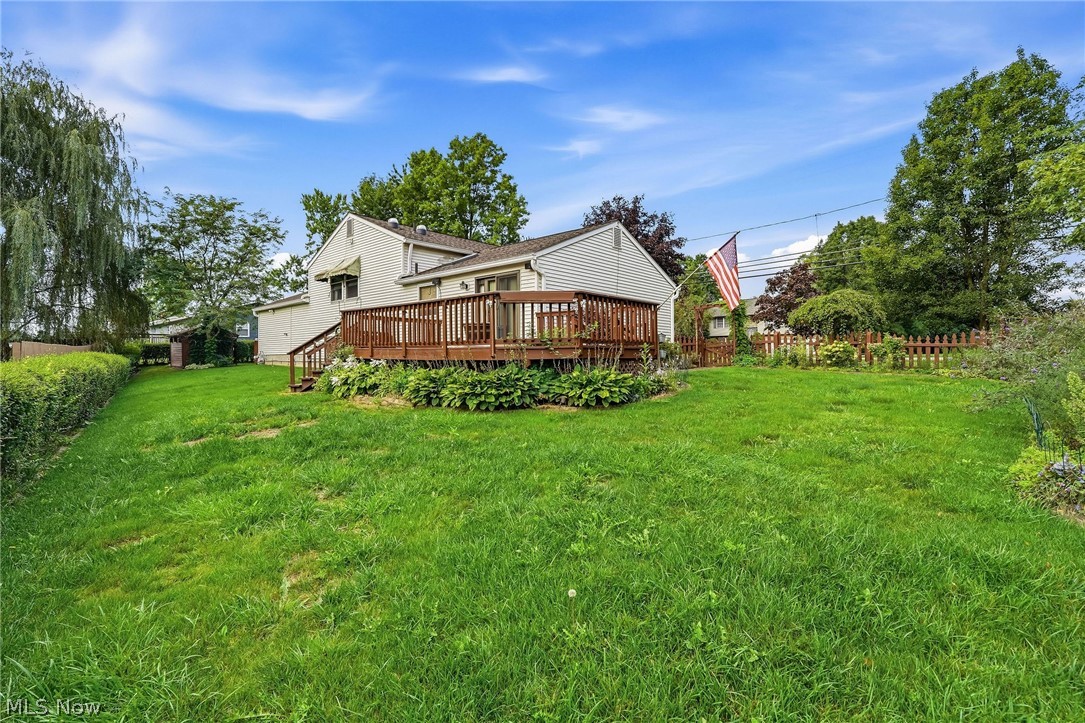 5489 Young Road Stow OH 44224