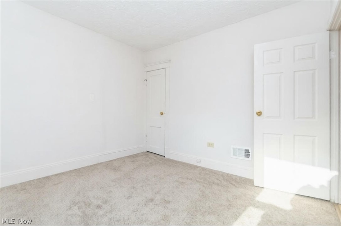 10715 Elmarge Avenue Cleveland OH 44105