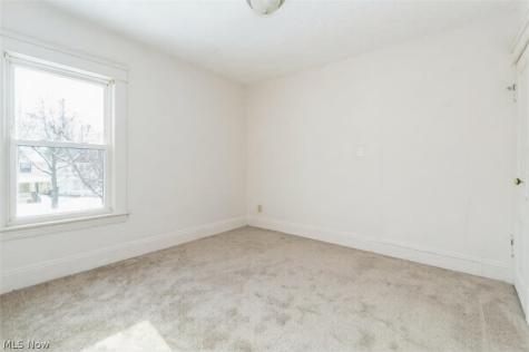 10715 Elmarge Avenue Cleveland OH 44105