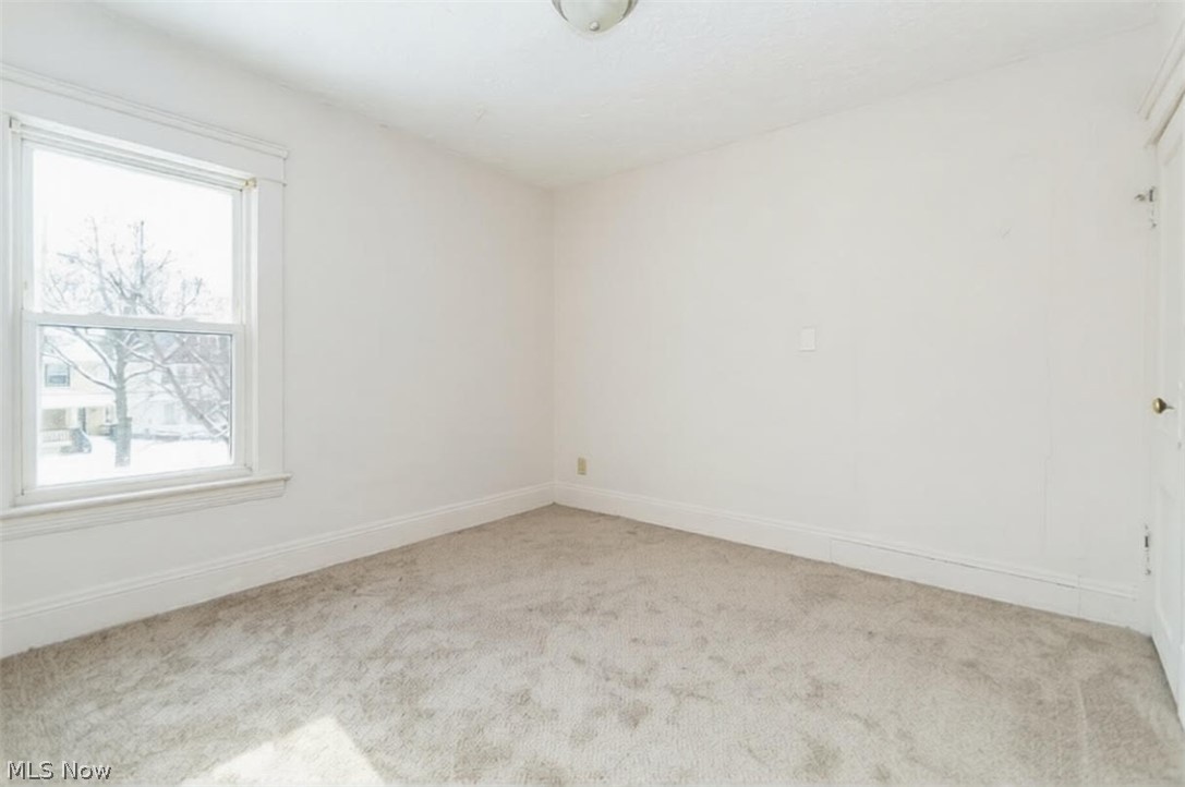 10715 Elmarge Avenue Cleveland OH 44105