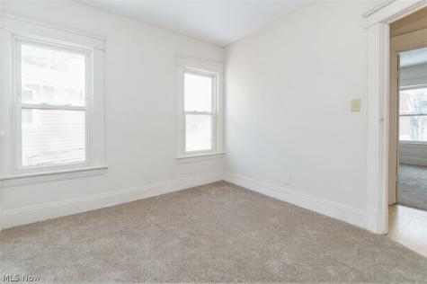 10715 Elmarge Avenue Cleveland OH 44105