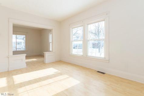 10715 Elmarge Avenue Cleveland OH 44105