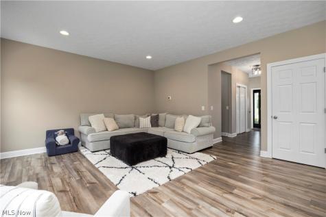 8109 Ashford Circle North Ridgeville OH 44039