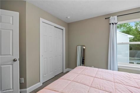 8109 Ashford Circle North Ridgeville OH 44039