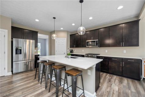 8109 Ashford Circle North Ridgeville OH 44039