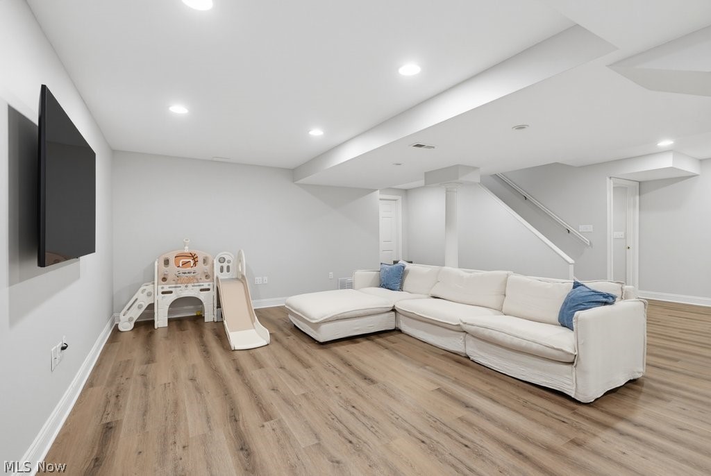 8390 Bainbrook Drive Chagrin Falls OH 44023