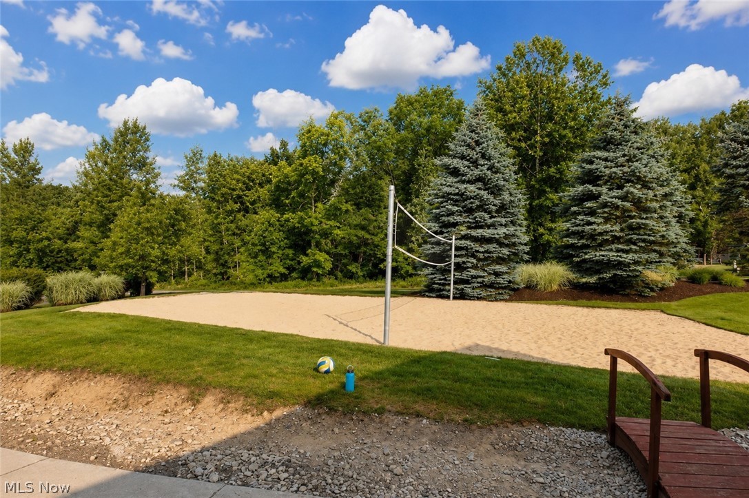 8390 Bainbrook Drive Chagrin Falls OH 44023