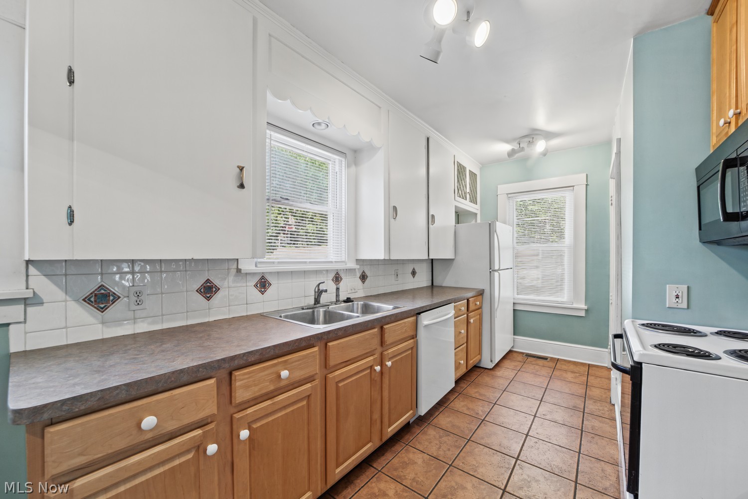 14308 Garfield Avenue Lakewood OH 44107