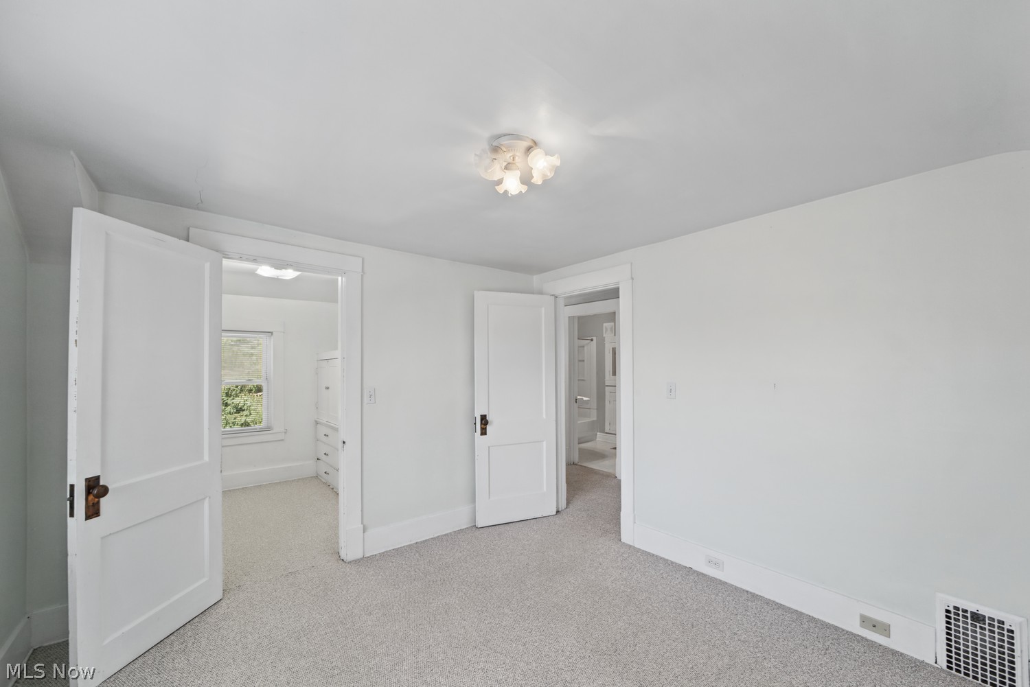 14308 Garfield Avenue Lakewood OH 44107