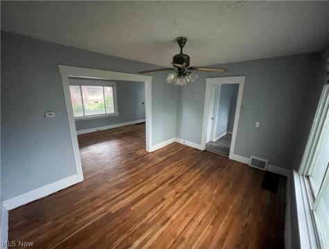 1178 E 147th Street Cleveland OH 44110