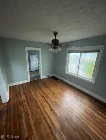 1178 E 147th Street Cleveland OH 44110