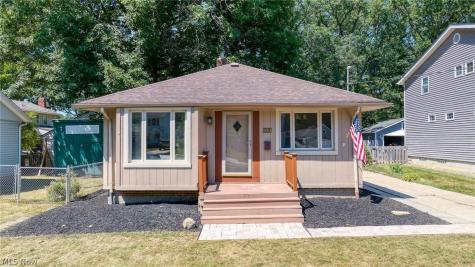 24914 E Oakland Bay Village OH 44140
