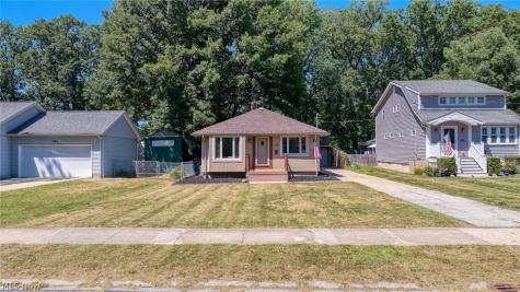 24914 E Oakland Bay Village OH 44140