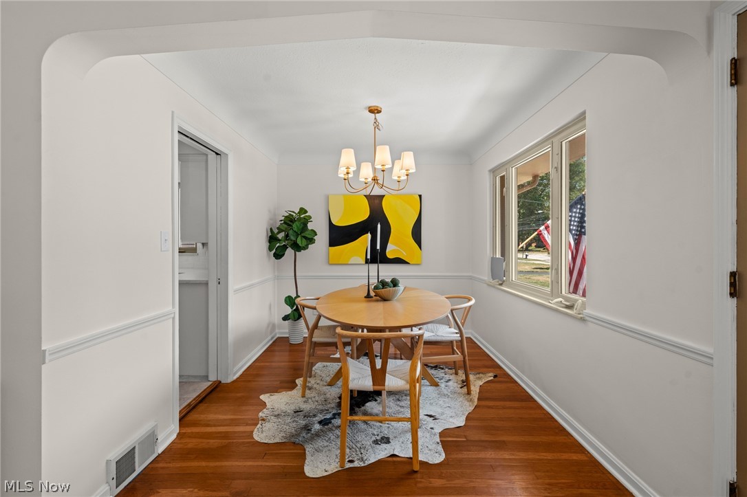 24914 E Oakland Bay Village OH 44140