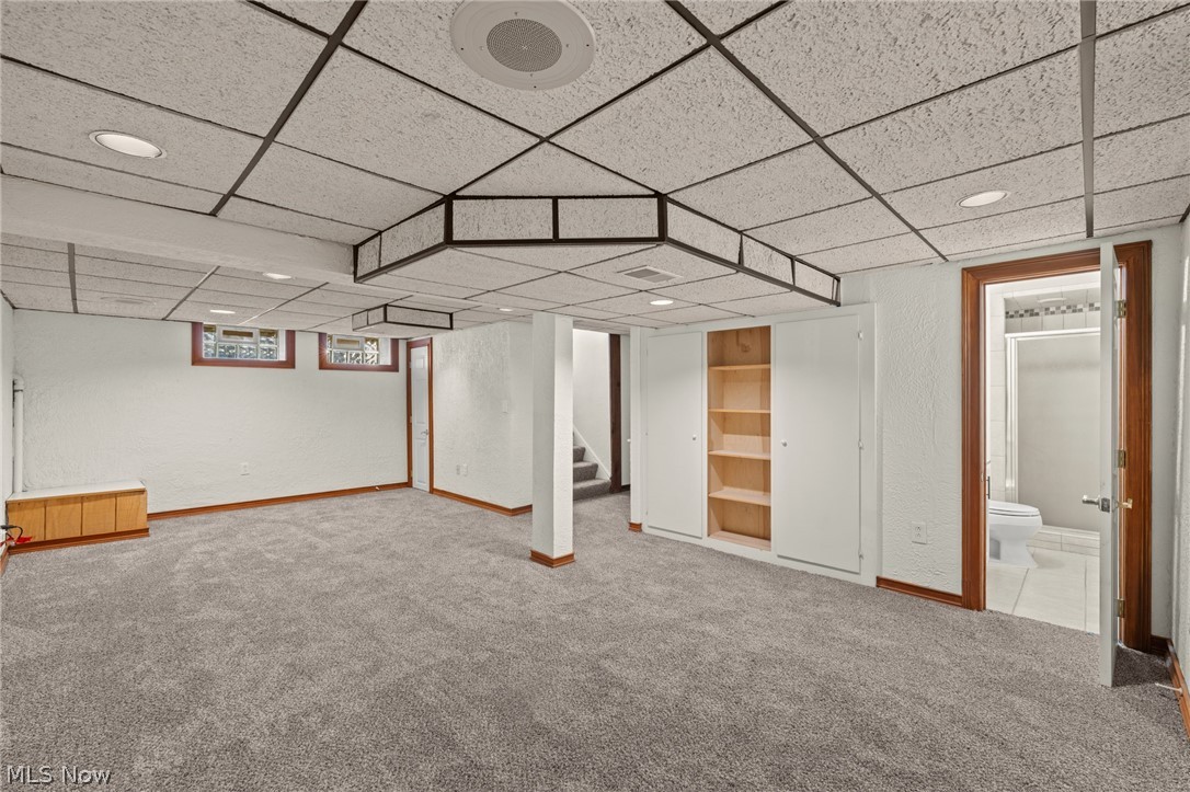 24914 E Oakland Bay Village OH 44140