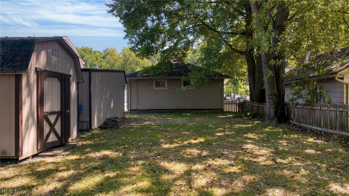 24914 E Oakland Bay Village OH 44140