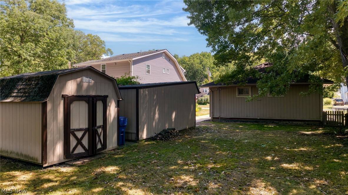 24914 E Oakland Bay Village OH 44140