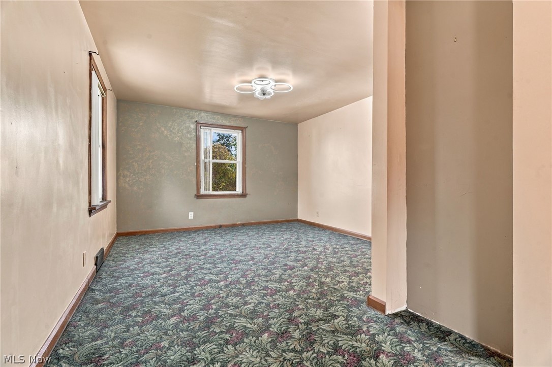 2459 Georgetown Road NE Canton OH 44704