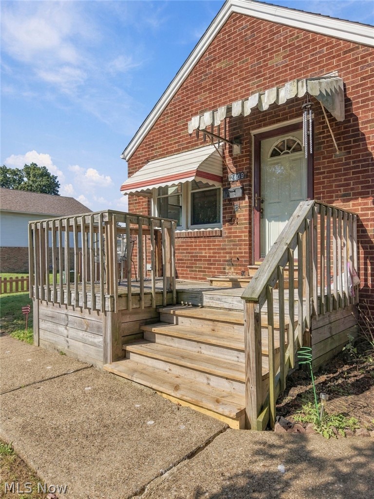 2459 Georgetown Road NE Canton OH 44704