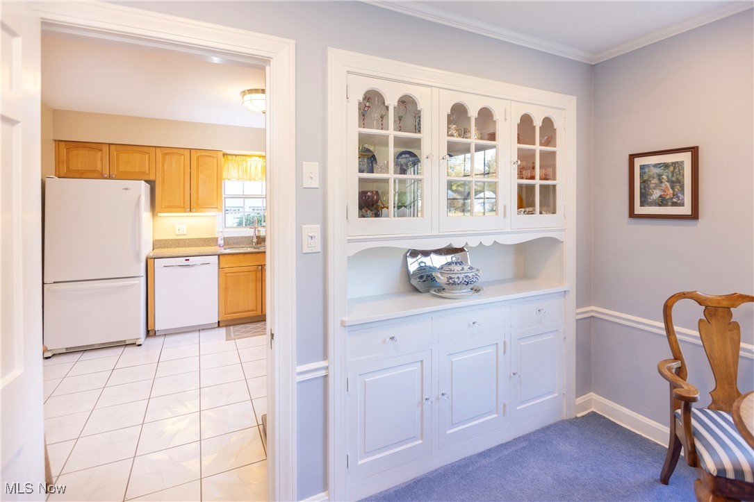 433 Bassett Road Bay Village OH 44140