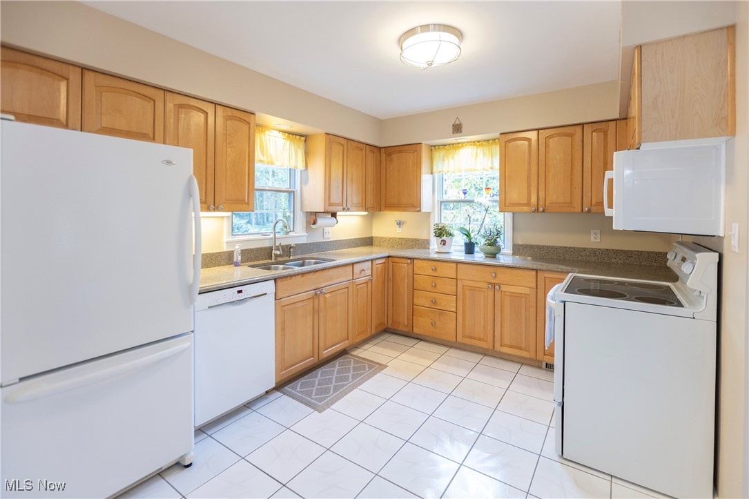 433 Bassett Road Bay Village OH 44140