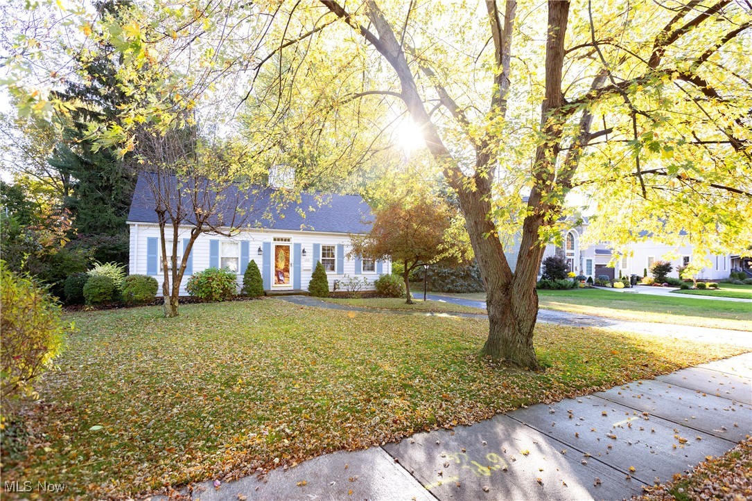 433 Bassett Road Bay Village OH 44140