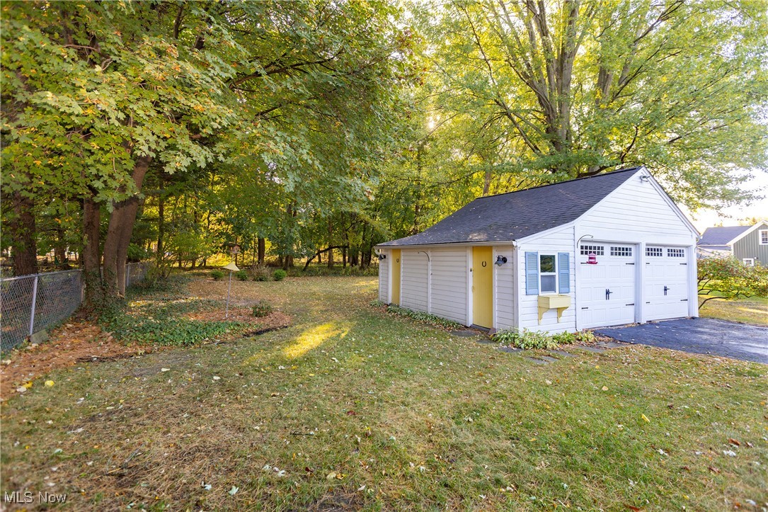 433 Bassett Road Bay Village OH 44140