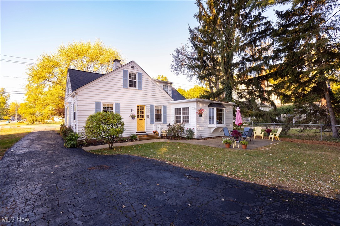 433 Bassett Road Bay Village OH 44140