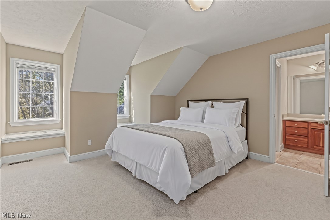 17351 Fish Creek Trail Chagrin Falls OH 44023