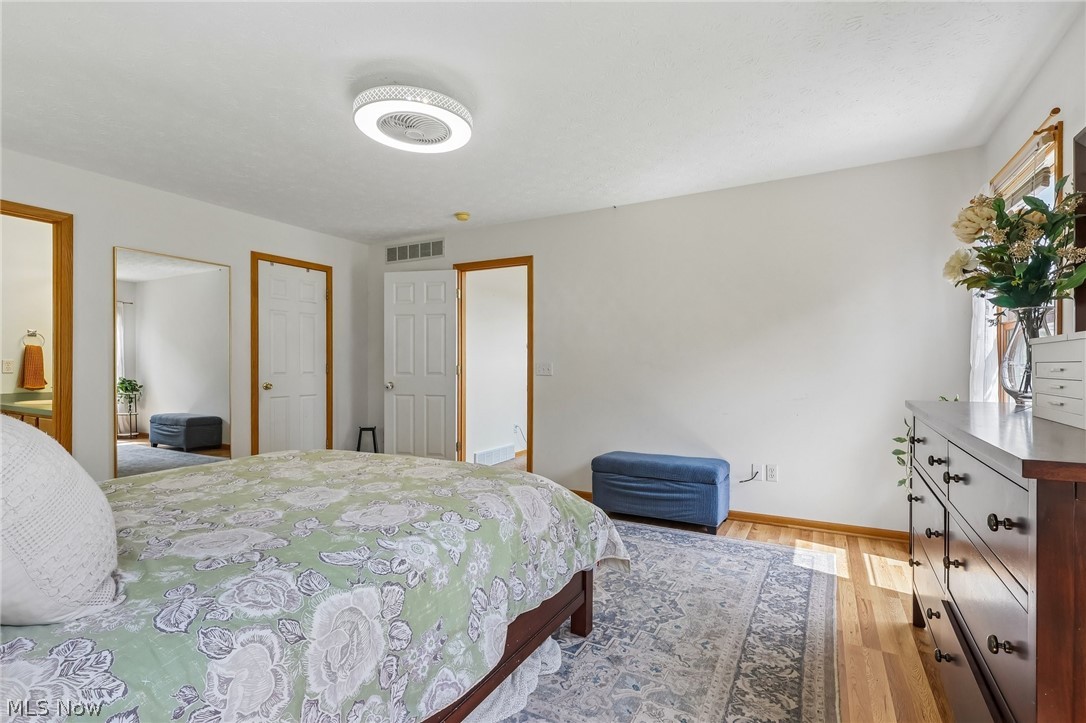 11335 Woodie Glen Drive Chardon OH 44024
