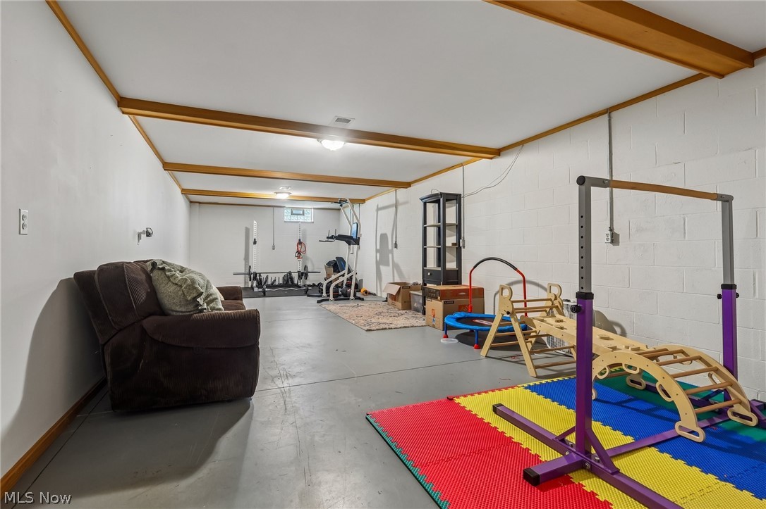 11335 Woodie Glen Drive Chardon OH 44024