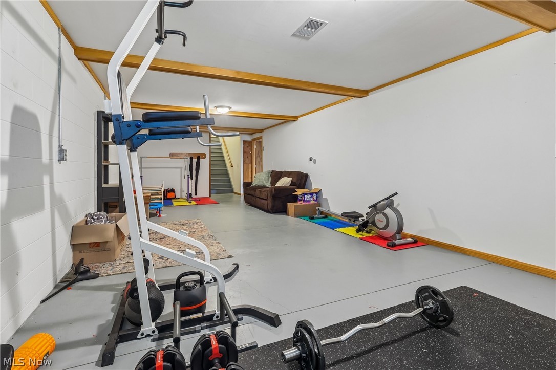 11335 Woodie Glen Drive Chardon OH 44024