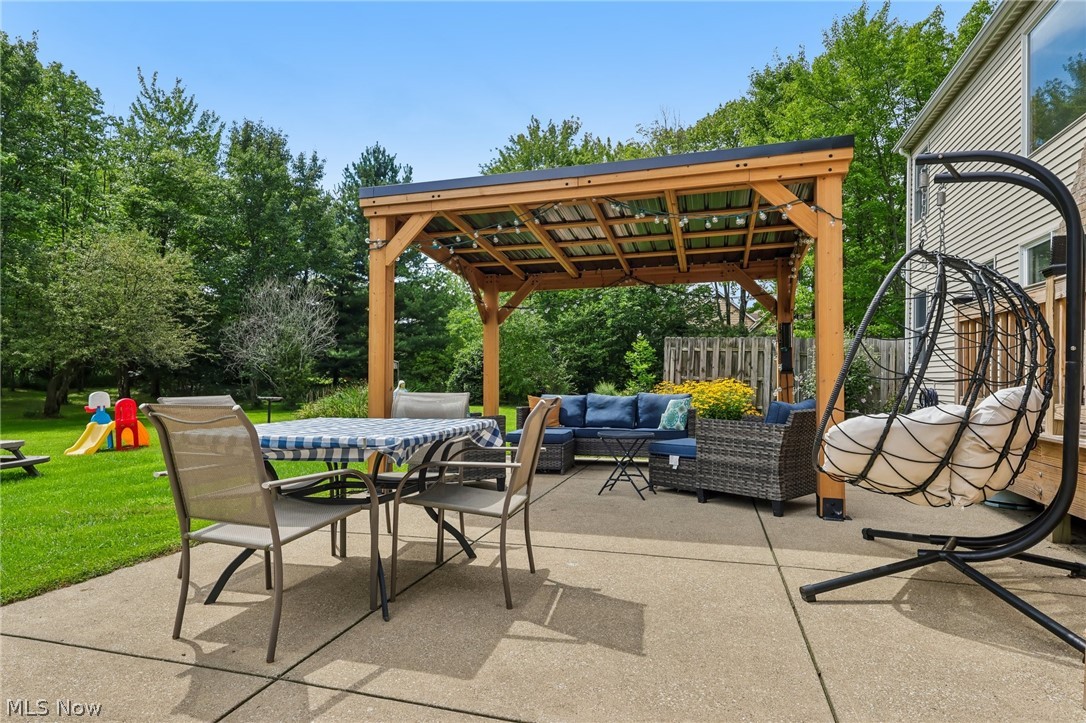 11335 Woodie Glen Drive Chardon OH 44024