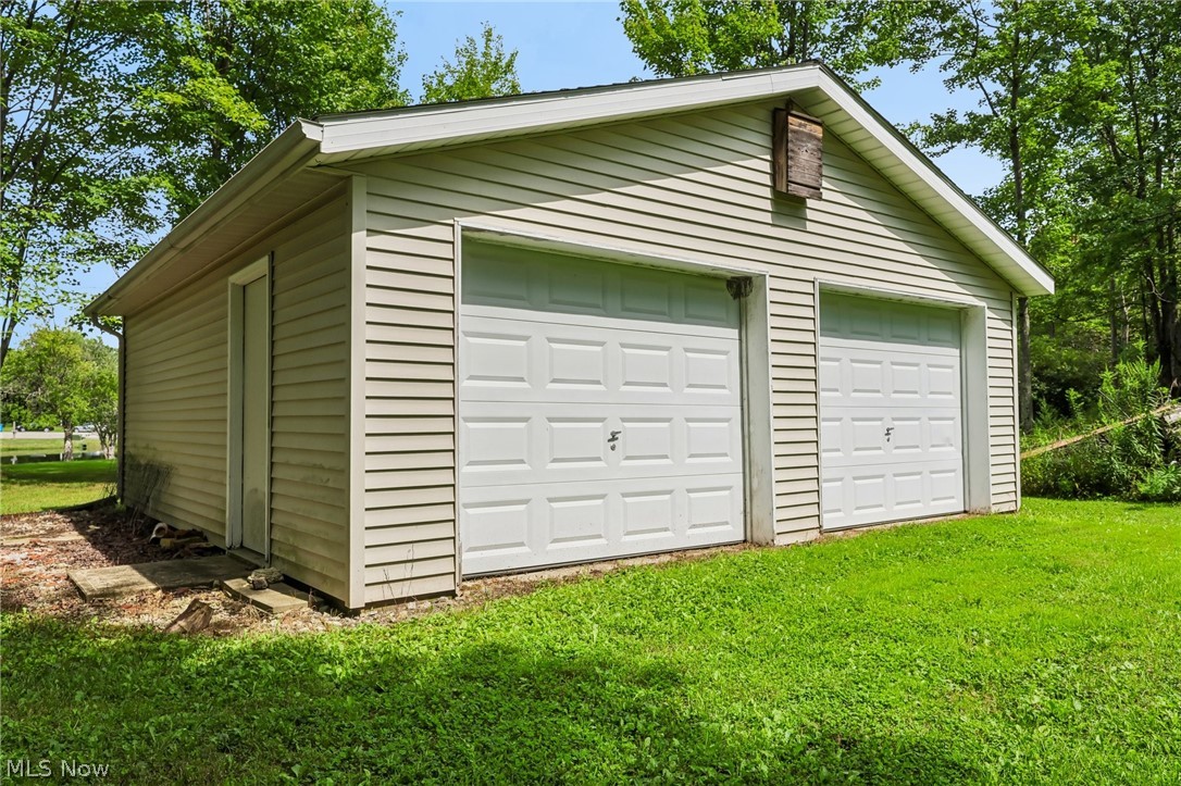 11335 Woodie Glen Drive Chardon OH 44024