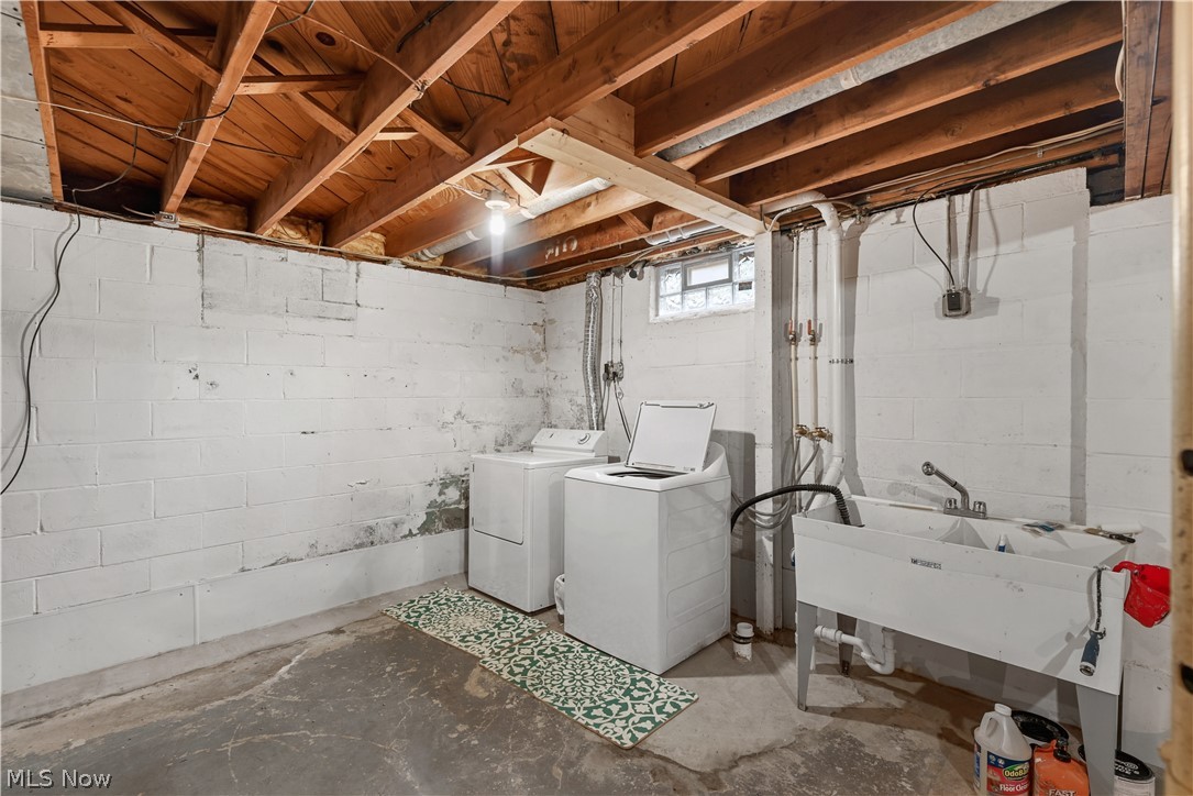 968 Brucewood Drive SE Warren OH 44484