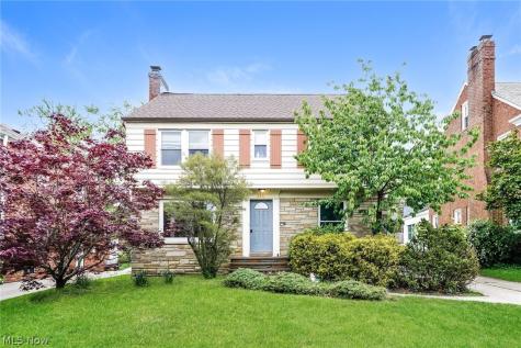 2371 Loyola Road University Heights OH 44118