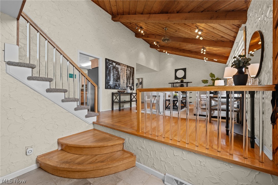 1725 Gladwin Drive Mayfield Heights OH 44124