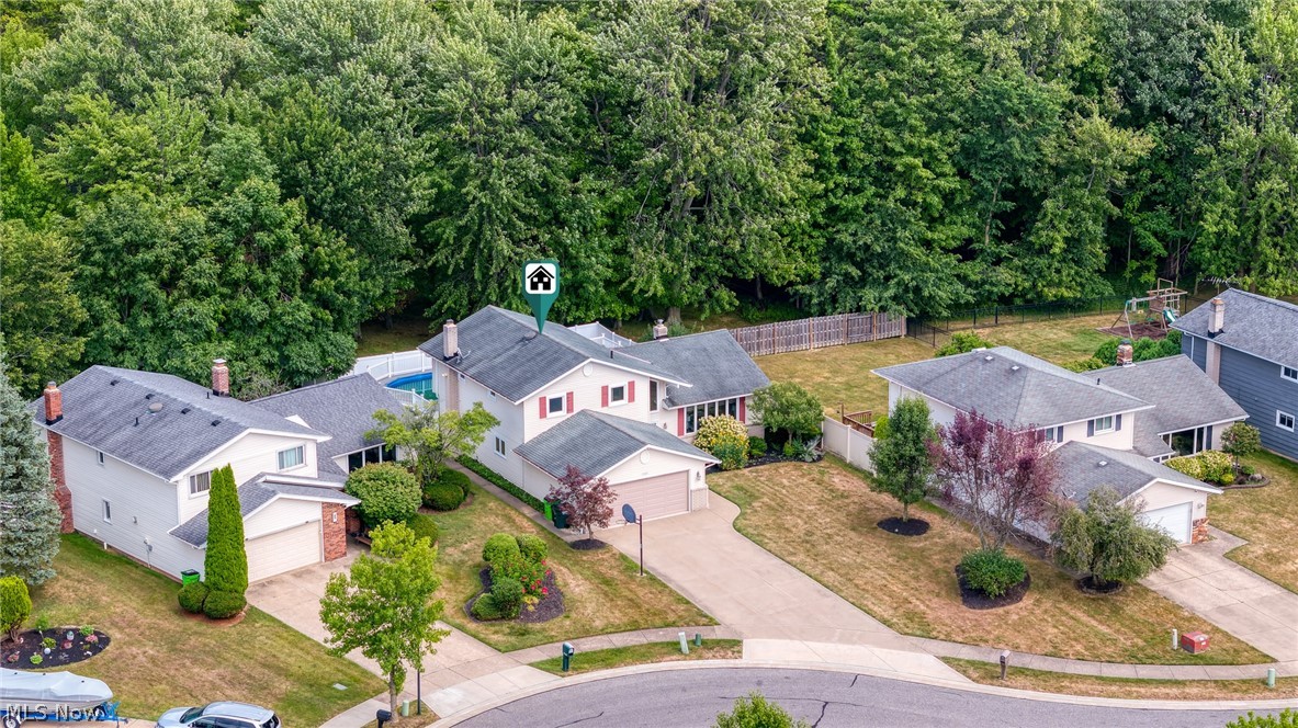 1725 Gladwin Drive Mayfield Heights OH 44124